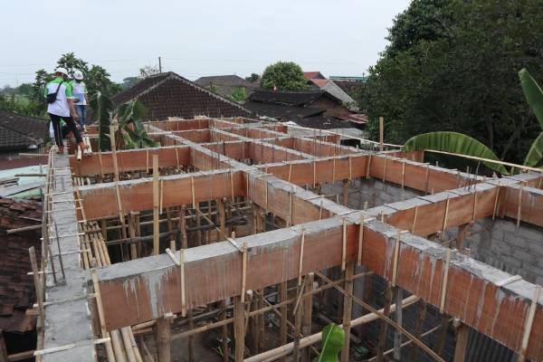 Struktur Rumah 2 Lantai