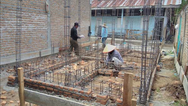 Kolom Rumah 1 Lantai