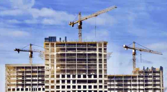 Konstruksi gedung bertingkat