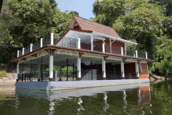 Struktur Bangunan Terapung