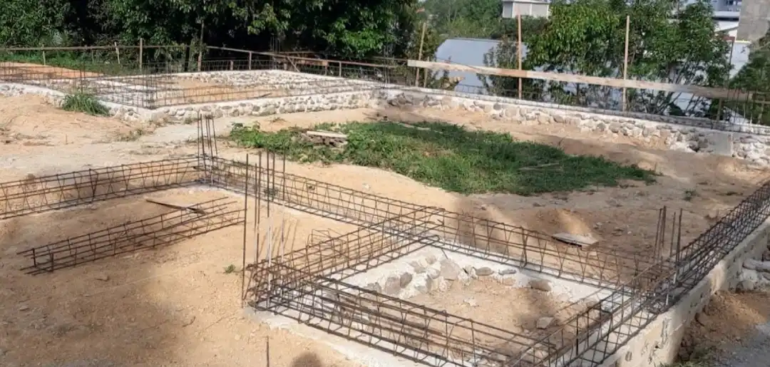 Sloof Beton Bertulang